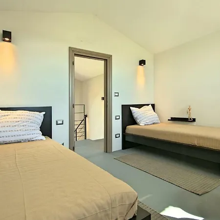 Luxurious In Smoljanci With Pool