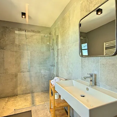 Luxurious In Smoljanci With Pool